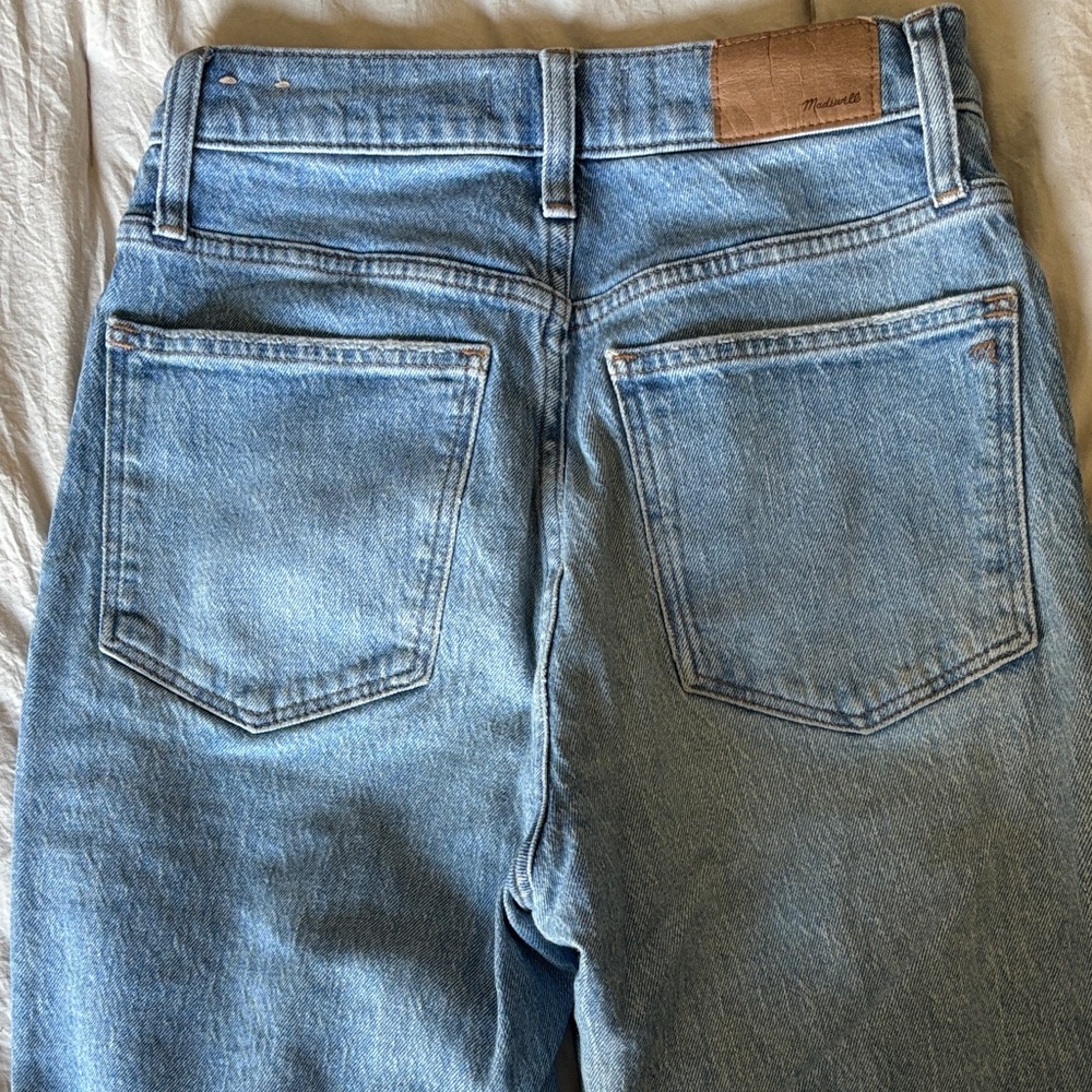 Madewell The Perfect Vintage Straight Jeans - Picture 9 of 11